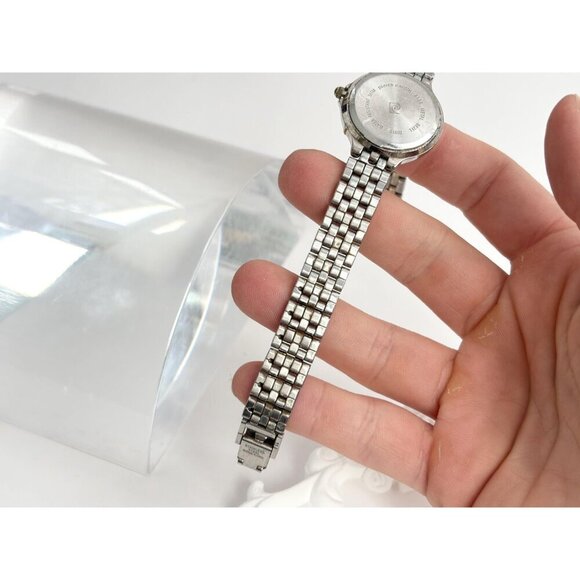 Pierre Cardin Dual Silver & Gold Toned 31692 Vintage Wristwatch - 20mm - WORKS! - Picture 4 of 10